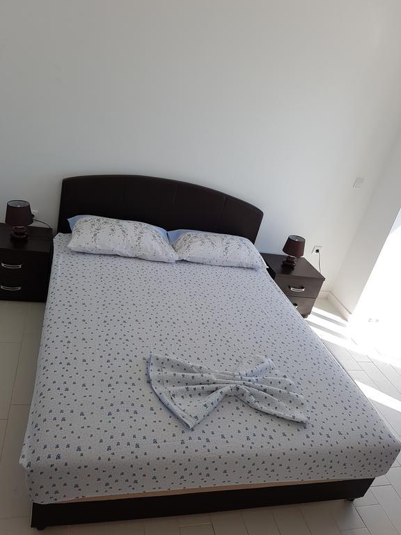 Avdiu Apartment Ulcinj Bagian luar foto