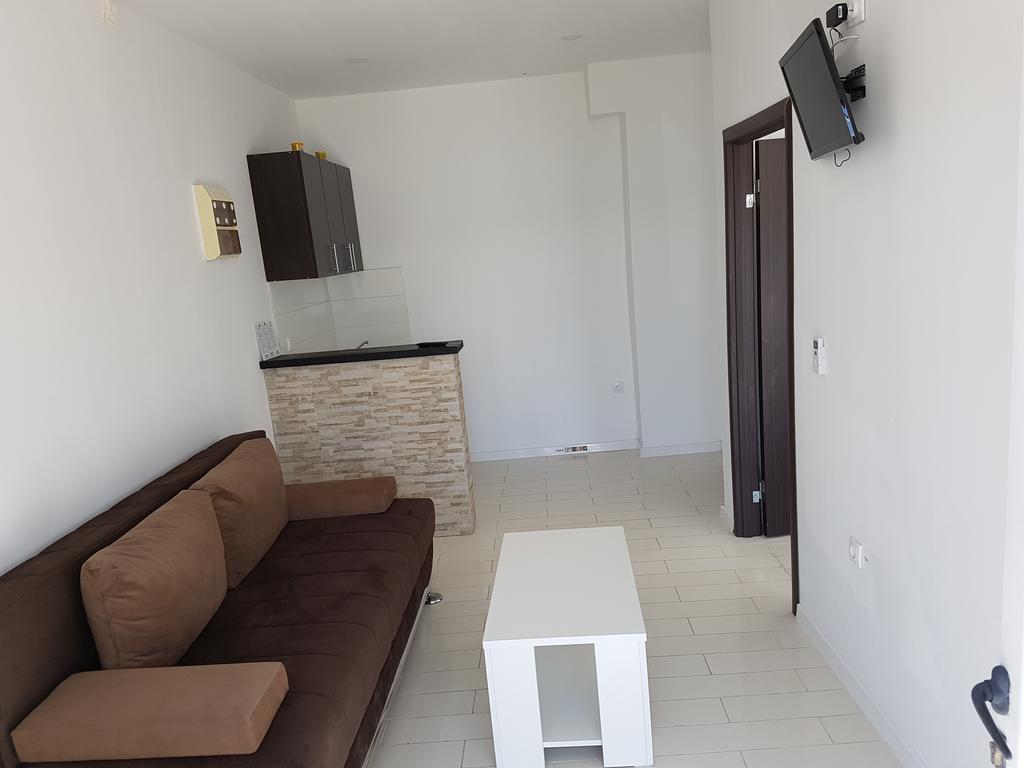 Avdiu Apartment Ulcinj Bagian luar foto