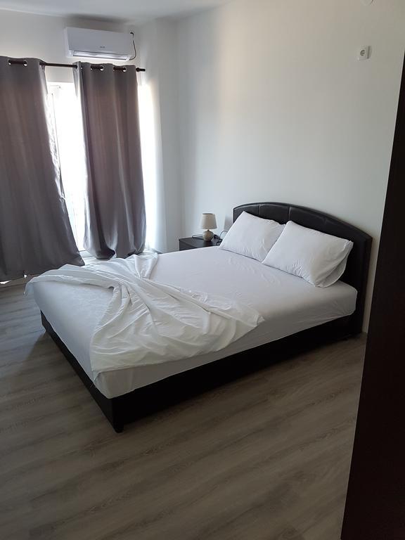 Avdiu Apartment Ulcinj Bagian luar foto